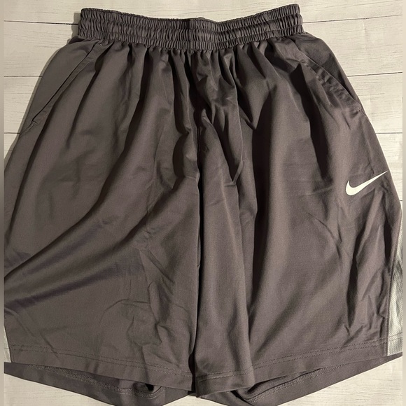 Nike Shorts Mens Xl Nike Gray Basketball Shorts Poshmark